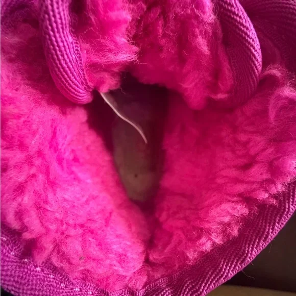 UGG Vibrant Pink Kids Lace-Up Boots - Picture 7 of 7